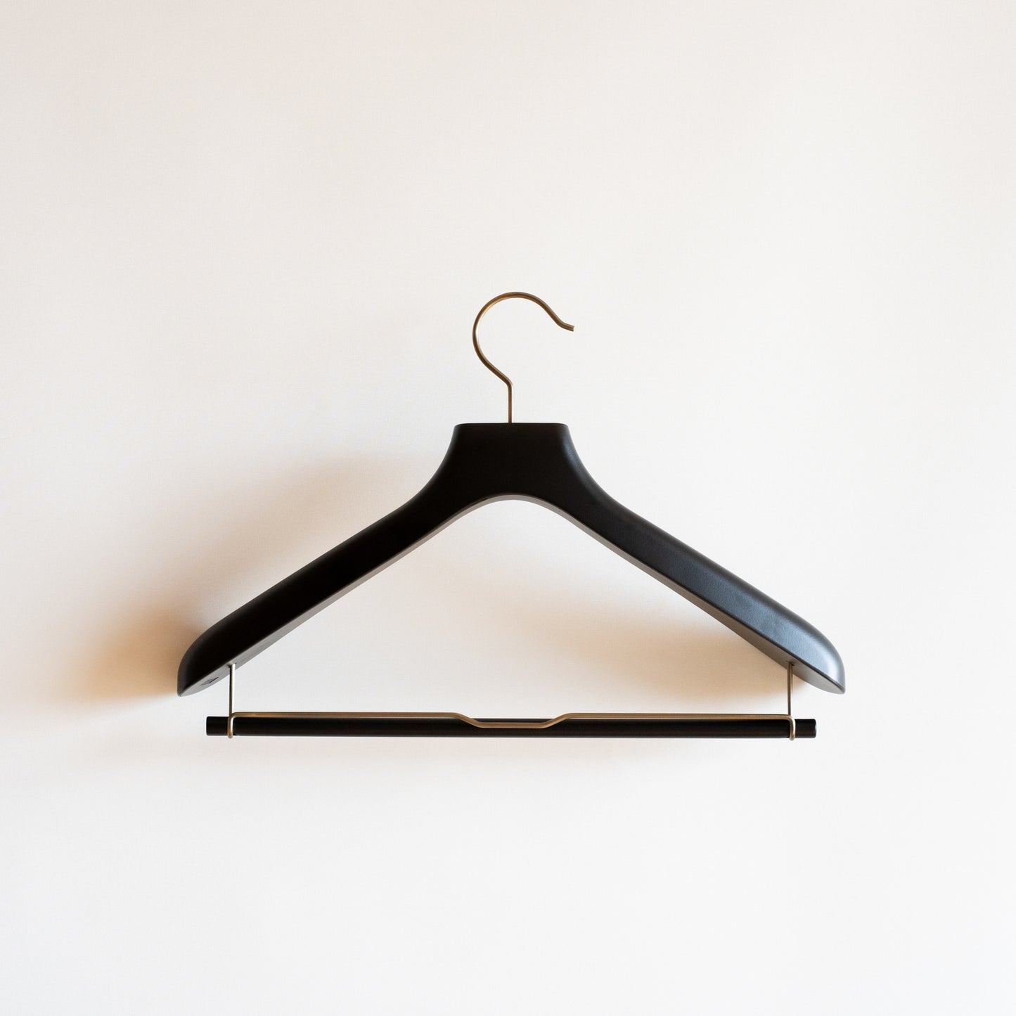 スーツハンガー