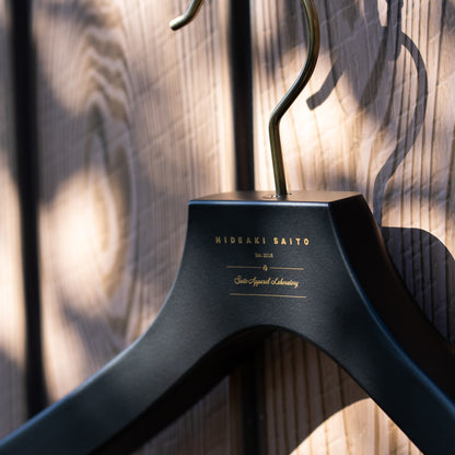 スーツハンガー