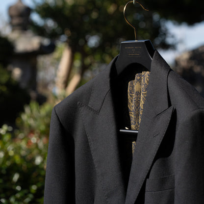 スーツハンガー